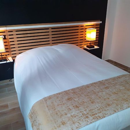 Lens Louvre 2 Villa Ngoại thất bức ảnh